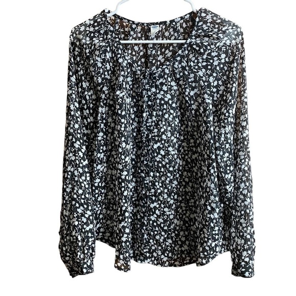 Old Navy Black and White Floral Sheer Flowy Long Sleeve Button Top Size Medium - Picture 1 of 5